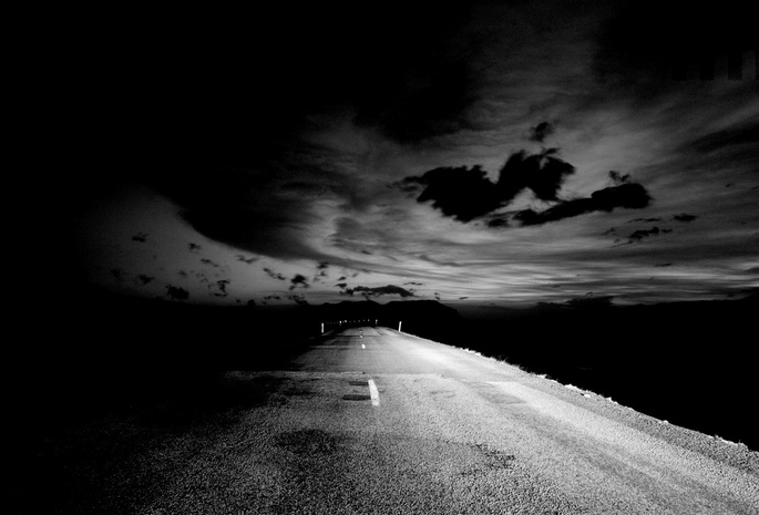 черно - белое, настроение, фон, пустота, бесконечность, трасса, обои, небо, фото, Ночь, дорога, горизонт