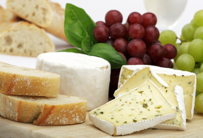 Cheese, Grapes, Bread, Board