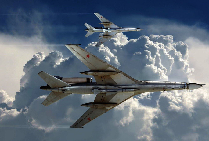 облака, баки, ракеты, Ту-22, aircraft, поворот, небо