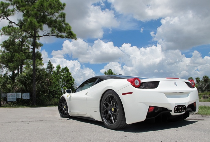 wheels, 458 italia, white, sky, Ferrari, белый, black, феррари, италия