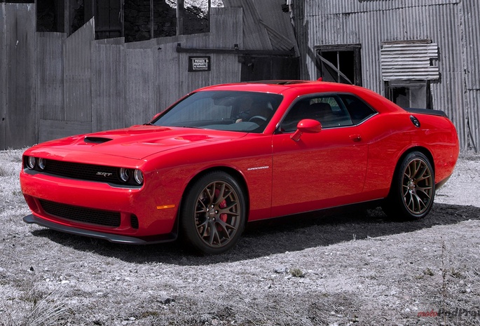 Авто, автомобиль, 2015 Dodge Challenger SRT Hellcat, Dodge Challenger, Dodge, Challenger, Америка, USA, America, фон, обои, чёрно-белый, тёмный фон, красный, путешествие, спорт, ралли