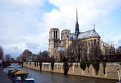 париж, notre dame de paris, мост, Собор парижской богоматери, катер, облака ...