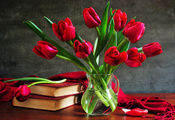 Still life, ваза, тюльпаны, букет, книги