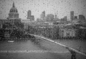 фото, обои, город, капли, дождь, белое, черное, Стекло фото, обои, город, капли, дождь, белое, черное, Стекло