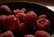 малина, ягода, капли, фон, обои, макро, тарелка, Фото