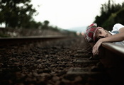 Железная дорога, шляпа, парень, настроение