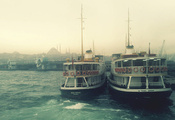 Лодки, туман, пристань