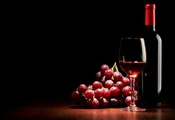 бокал, виноград, красное, бутылка, черный фон, Вино