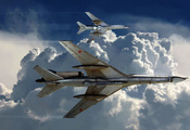 облака, баки, ракеты, Ту-22, aircraft, поворот, небо