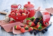 ягоды, ежевика, лето, посуда, Клубника