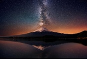 гора, вулкан, Фудзияма, вершина, снег, пар, озеро, небо, звезды, ночь, Япон ...