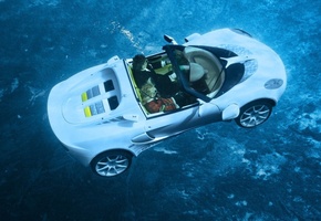 Машина, под водой, креатив