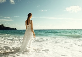 девушка, море, берег, волны, прибой, платье, белое, мечтательность